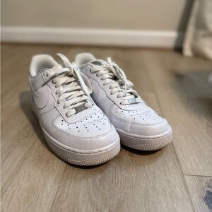White Nike Air Force 1 ‘07 Sneakers